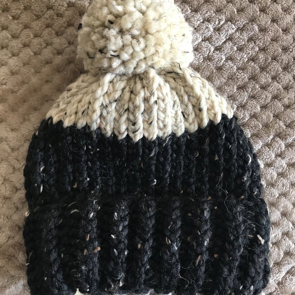Double Brim Knit Hat [Obsidian & Oatmeal] - Picture 4 of 5